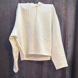 Uniqlo White Hoodie Sweatshirt
